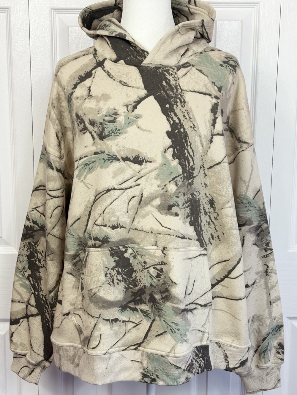 NWT Lily & Lottie Cream Mist Dune Camo Print Hoodie Sweatshirt Large